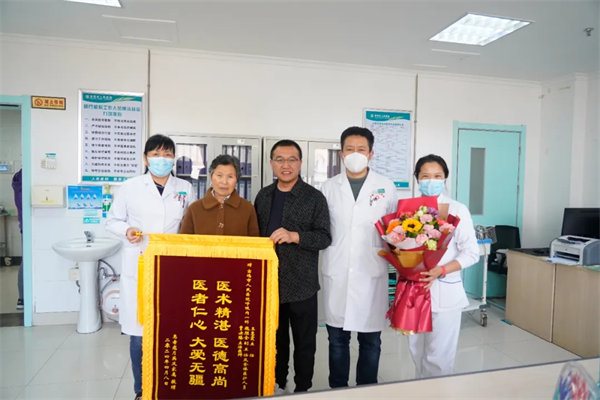 1.webp.jpg 1.webp.jpg