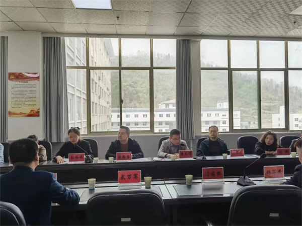 4.webp.jpg 4.webp.jpg