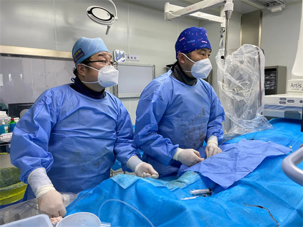 2.webp.jpg 2.webp.jpg