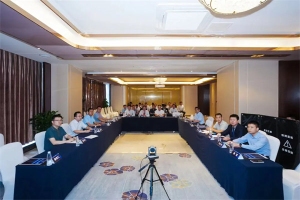 1.webp.jpg 1.webp.jpg