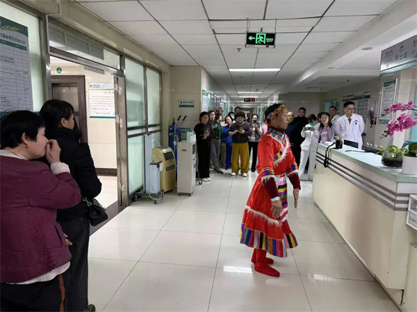 2.webp.jpg 2.webp.jpg